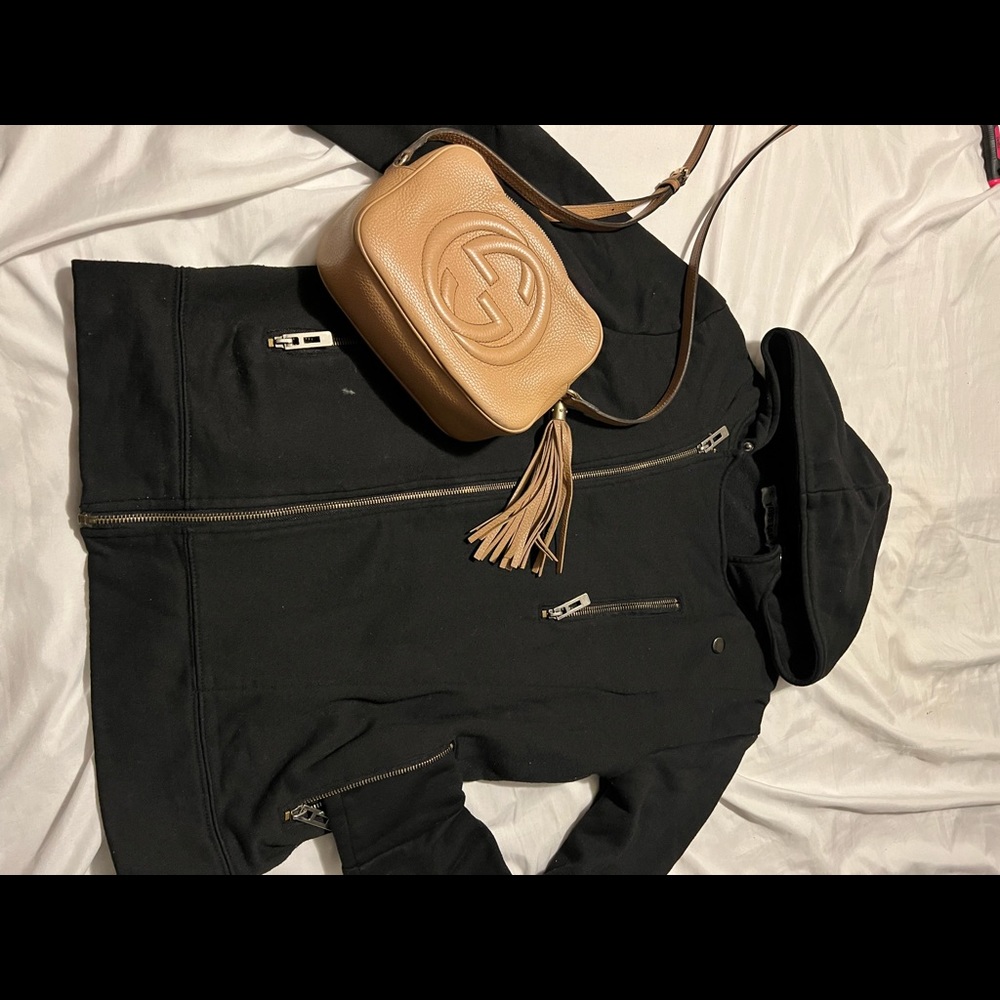 Black size zipper hoodie